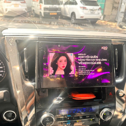 Xem youtube trên màn hình Toyota Alphard