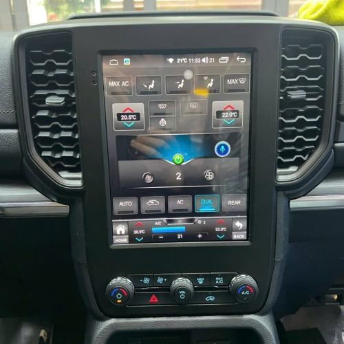 Màn Tesla Android Ford Everest 2022-2025 công nghệ mới nhất