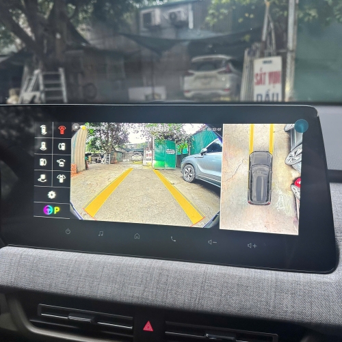 Hệ thống camera 360 trên màn hình xe Mitsubishi Xforce
