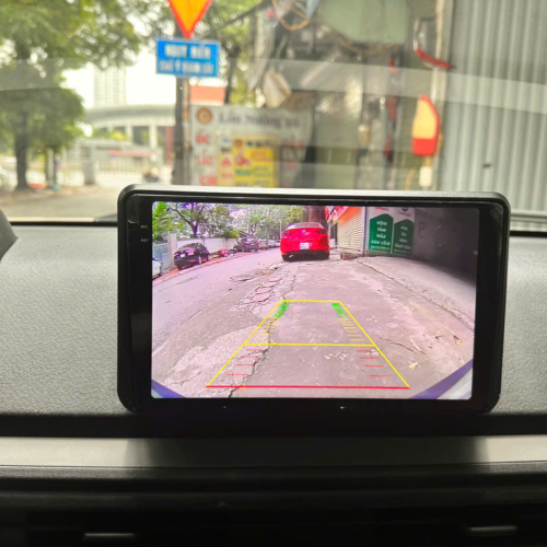 Camera lùi Minio Green nét nhất