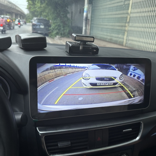 Camera lùi trên màn hình Mazda Cx5 2016 12,3