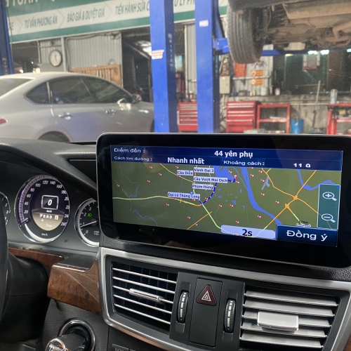 Màn hình Android Mercedes E class công nghệ mới nhất