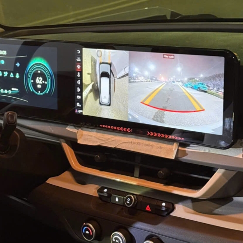 Camera 360, camera lùi cho VF3