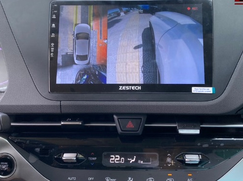 Màn hình Android tích hợp camera 360 trên Kia Carens 2023