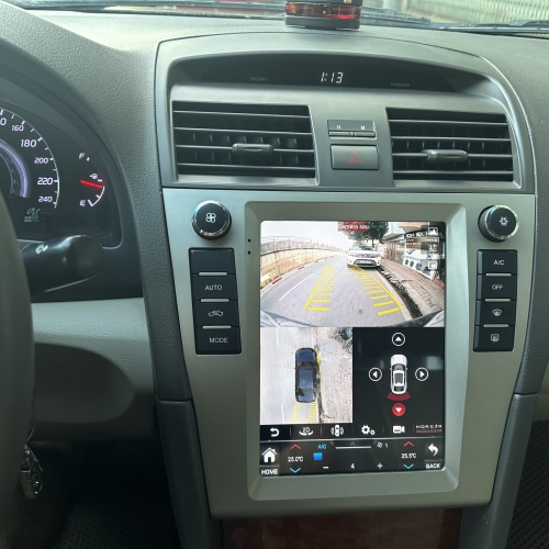 Màn hình Tesla và camera 360 trên Toyota Camry 2007-2011