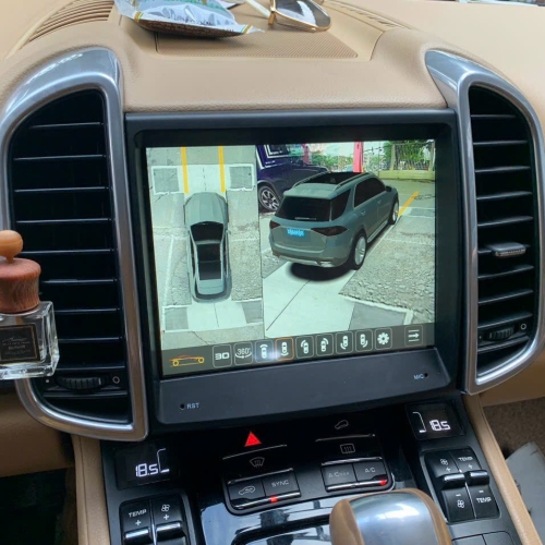 Hệ thống camera 360 Sony 1080 trên màn hình Porsche Cayenne