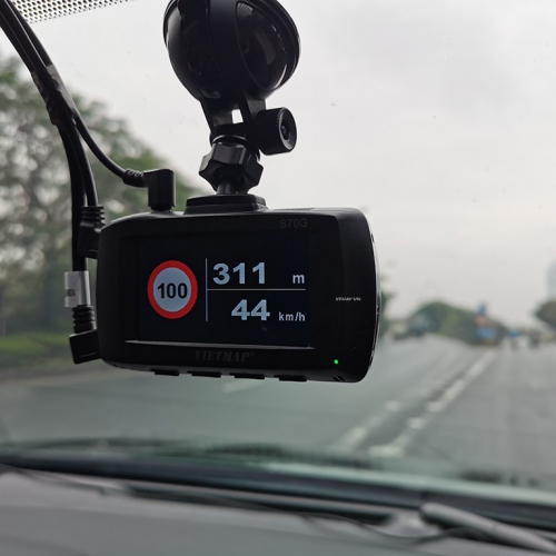 Camera ghi hình trước sau, cảnh báo thông tin giao thông Vietmap Gosafe S70G 24 Vietmap S70G camera hanh trinh ghi hinh net