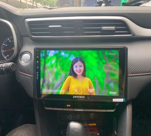 Màn hình Android và camera 360 MG ZS