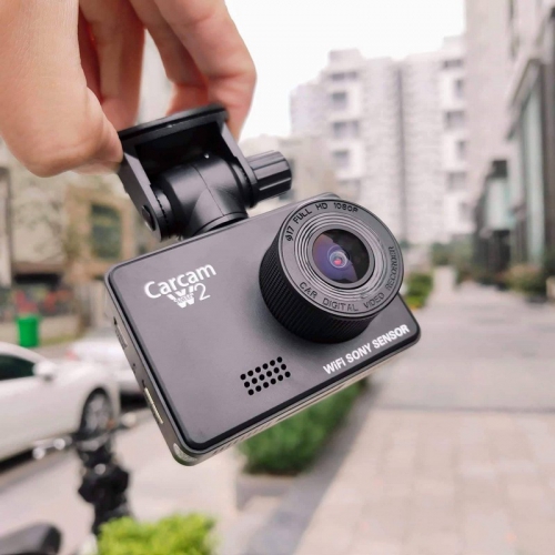 Camera hành trình giá rẻ ghi hình nét